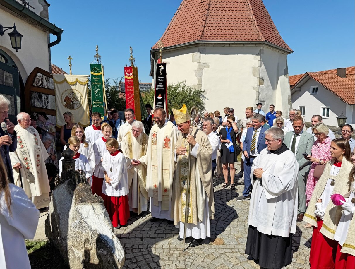 Festzug 950 Jahre Pfarrei Kellberg Gestern, den 9.8.2026, haben wir gemeinsam 950 Jahre…